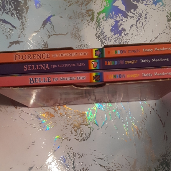 Rainbow Magic Special Edition 3 book box set. (4/$30 bundle) - Picture 2 of 7